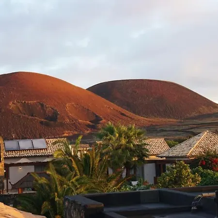 Villa Volcano
